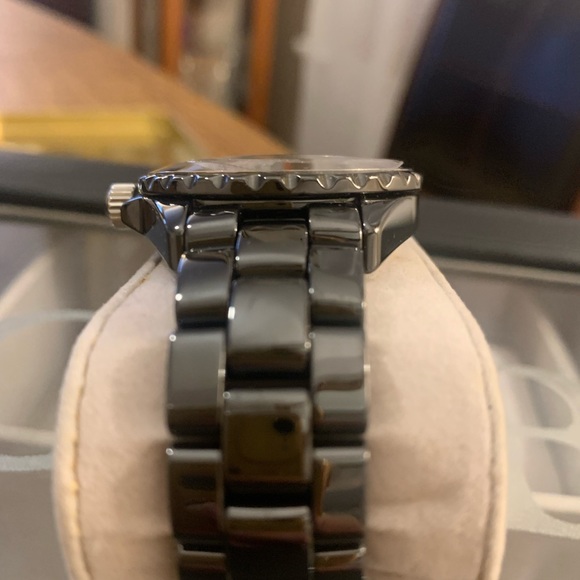 VicencE Swiss Black Watch - Picture 2 of 9